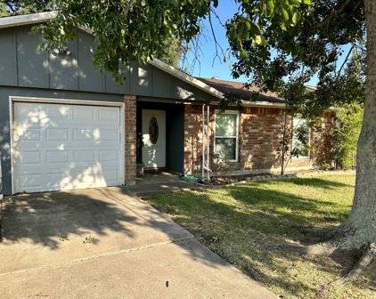 2317 Earle St, Port Neches