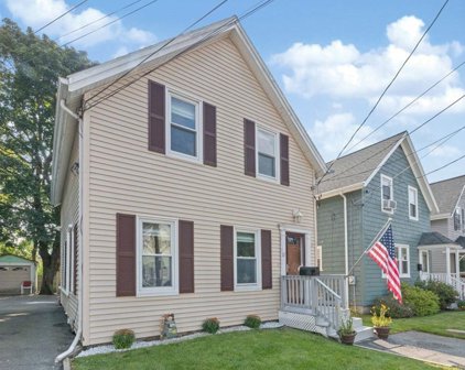17 Harding Ter, Dedham