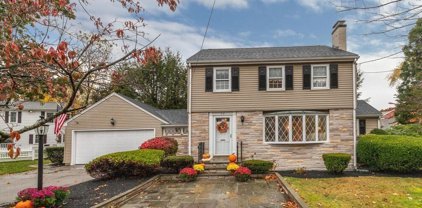 59 Rustlewood Rd, Milton