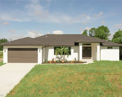 112 Parish Drive, Lehigh Acres