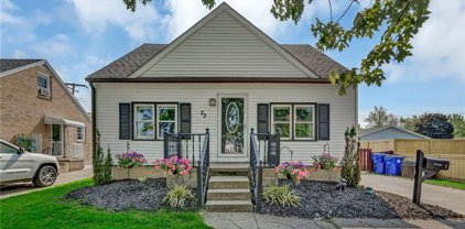 23 Evelyn  Avenue, West Seneca-146800