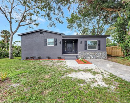 2021 Sunrise Blvd, Fort Pierce