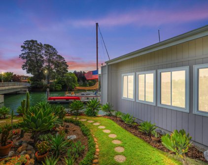 354 Tideway DR, Alameda