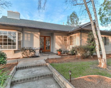 643 E Leadora Avenue, Glendora