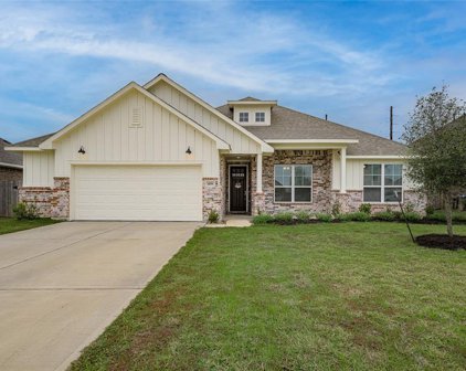 408 Hunters Crossing Dr, Sealy