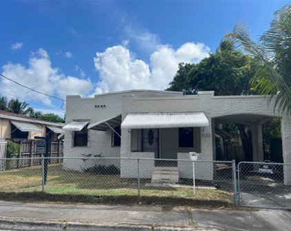 2132 Nw 2nd St, Miami