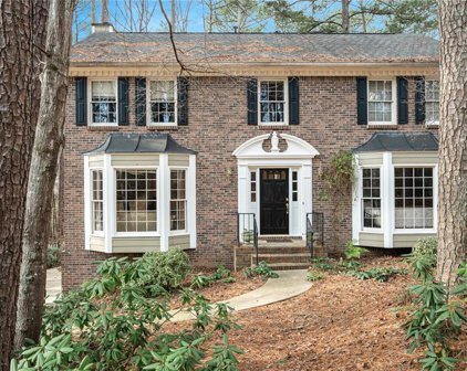 1385 Maple Ridge Drive, Suwanee
