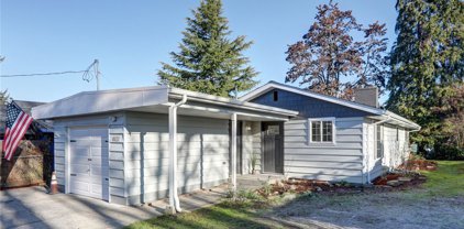 8821 Rose Road SW, Lakewood