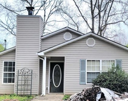 7025 Diana Circle, Gainesville