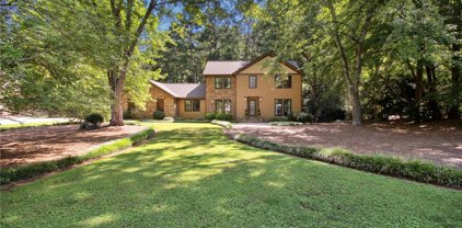 11475 West Road, Roswell