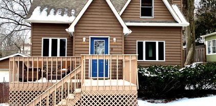 160 Wildwood Road, Algonquin