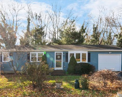 220 Old Forge Road, Warwick