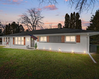 500 Heidel Road, Mequon