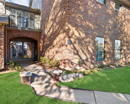 6208 Waterford Boulevard Unit #90, Oklahoma City