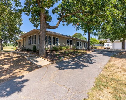 519 Starbird  Street, Van Buren