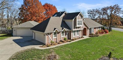 712 Sagamore Road, Excelsior Springs
