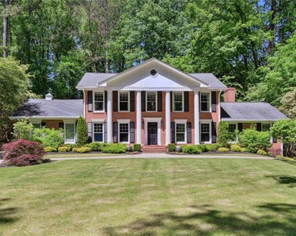 5690 Lake Forrest Drive, Sandy Springs