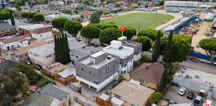 2611 E 4th St, Los Angeles