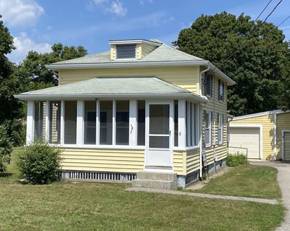 8 Keith Ave, Lakeville