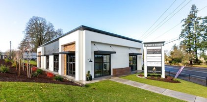 1221 River Bend Rd, Salem