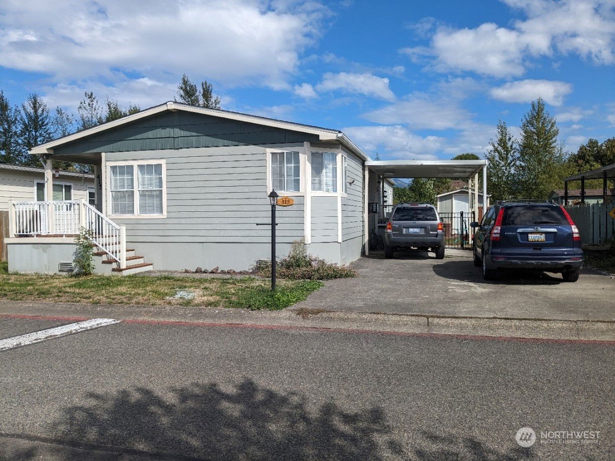 415 Redwood Street Unit 150, Enumclaw MLS 2155342 Skyline