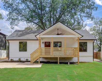 842 Fayetteville Se Road, Atlanta