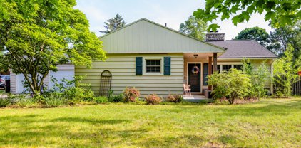 261 Hoover Avenue, Benton Harbor