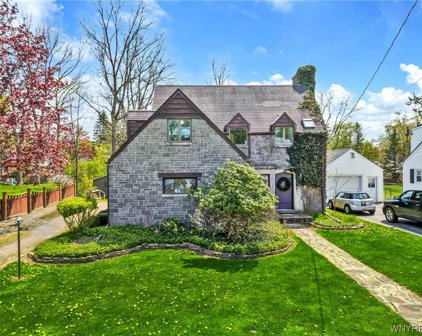 305 Girard  Avenue, East Aurora-Village-142401