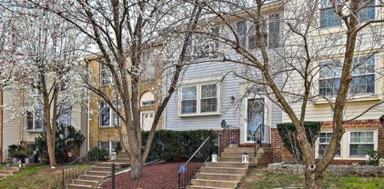 6044 Hydrangea Dr, Alexandria