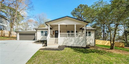 1402 Rupert Road, Decatur