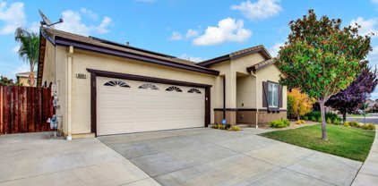 8001 Finchley Court, Vacaville