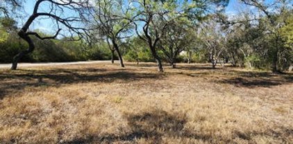362 County Road 574, Castroville