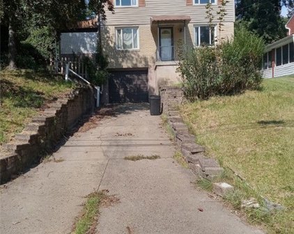 8005 Aber Rd, Penn Hills