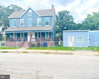 2414 James St, Baltimore