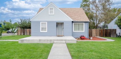 1022 W Kennewick Ave, Kennewick
