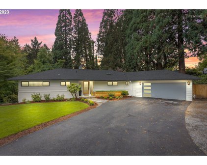 106 S RIDGE DR, Portland