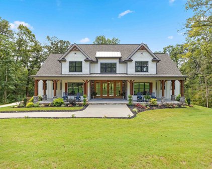 109 Forest Pointe Drive, Forsyth