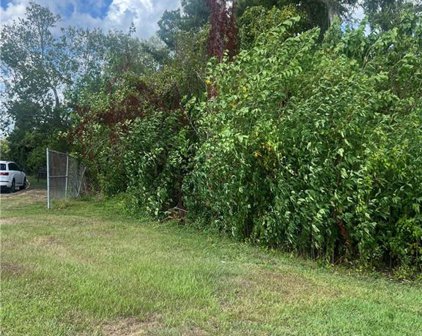 - W B Expressway & Louisiana (Now Drake)  Avenue, Westwego