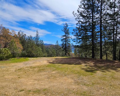 .38 acre Lake Drive, Lakehead