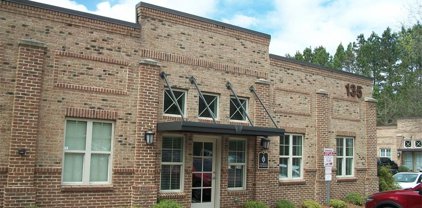 135 Village Centre W Unit 200, Woodstock