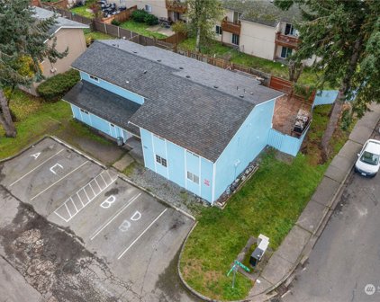 2701 S 257 Place, Kent