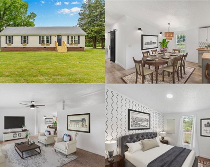 13344 Paige Road, Woodford