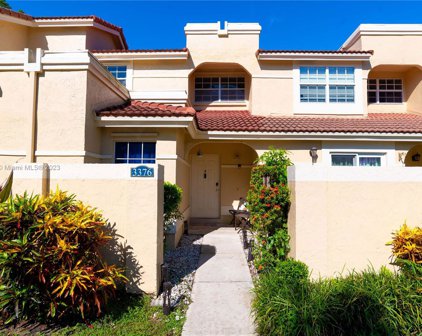 3376 Deer Creek Alba Cir, Deerfield Beach