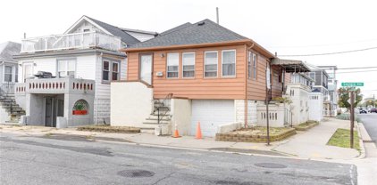 105 Georgia Avenue, Long Beach