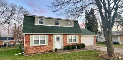 19751 WILDHERN, Southfield