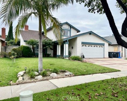 3130 S Manitoba Drive, Santa Ana
