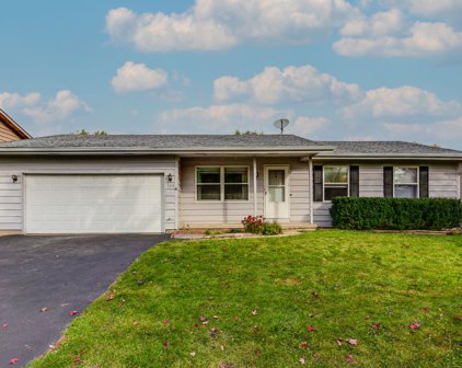 103 Quail Run, Lake In The Hills