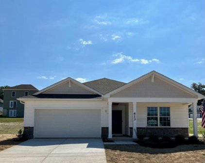 413 Aylesbury Ln, Martinsburg