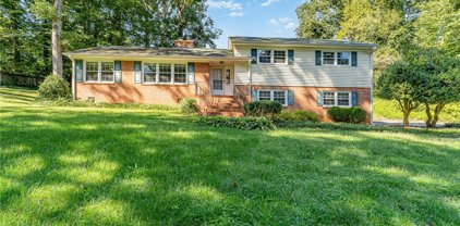 3482 Stimpson Drive, Pfafftown