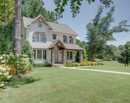 2071 Rugby Avenue, College Park